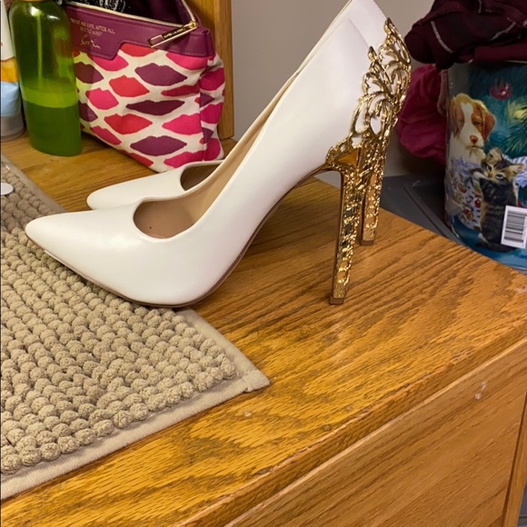 Shoes - Heels
